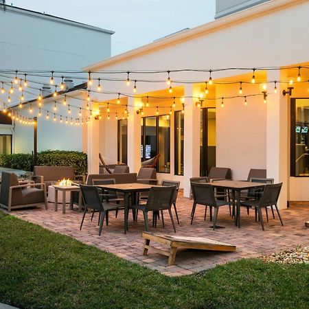 Courtyard Melbourne West Exterior foto